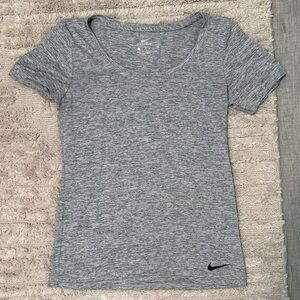 Nike Women's Heather Gray Short Sleeve Tee